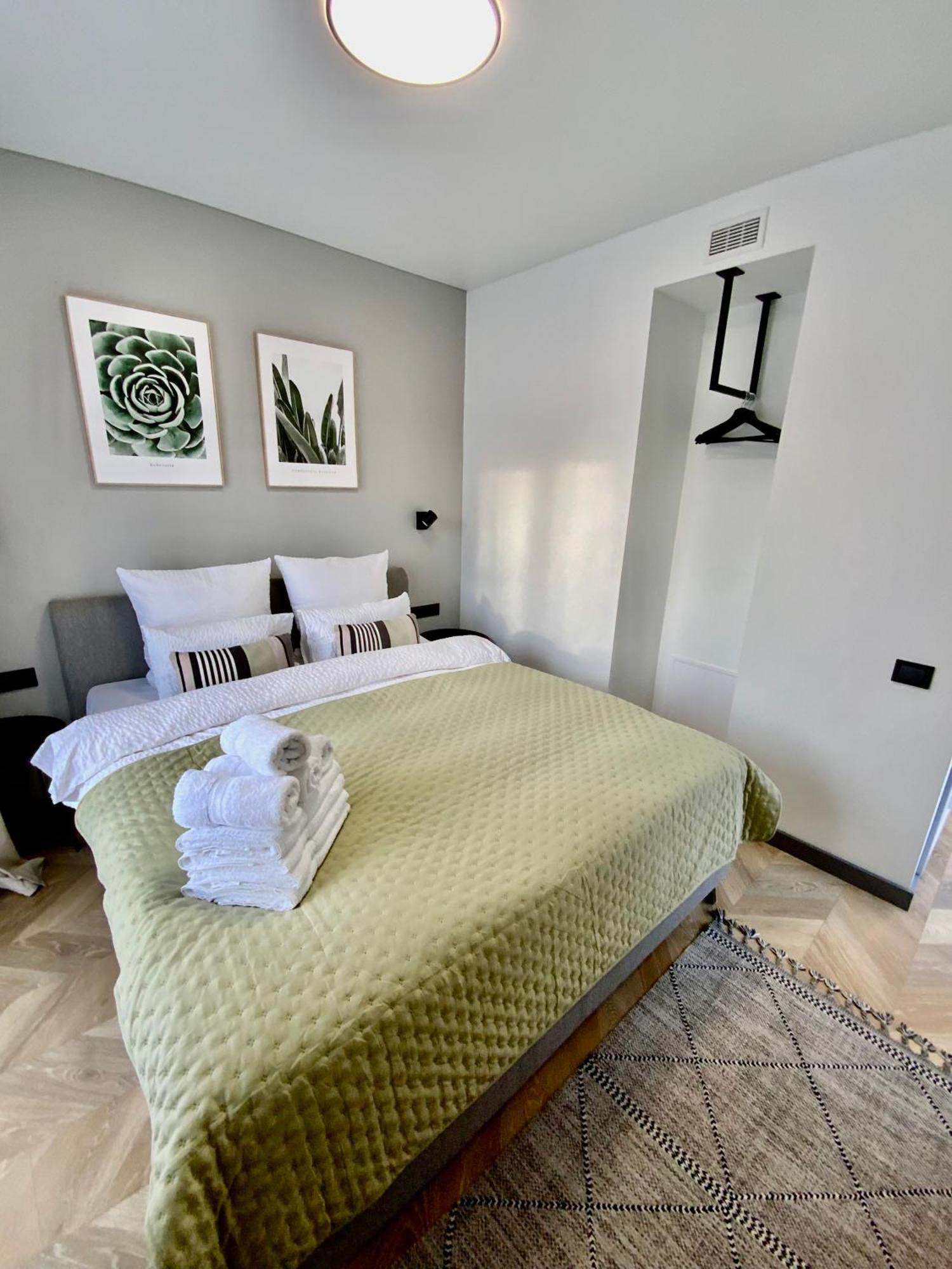 Salt Garden Superior Double Rooms 德拉肯恩凯 外观 照片
